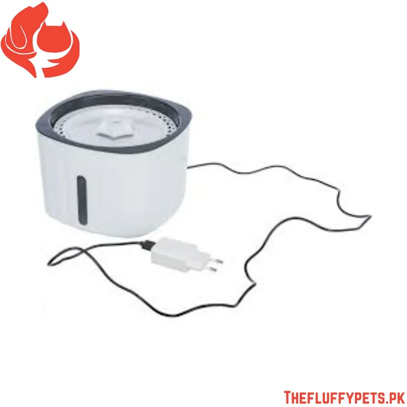 Trixie Pet Water Fountain White / Grey Plastic – 2 Litre – 18.5 x 13 x 18.5
